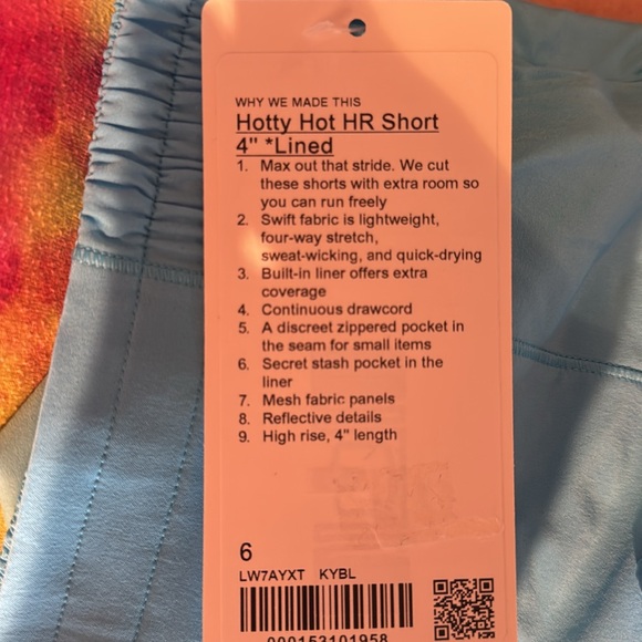 NWT Lululemon hotty hot 4” size 6 - Picture 3 of 3